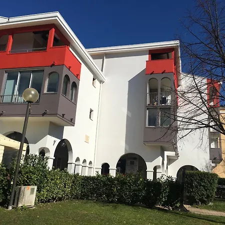 1er étage, Animaux Admis, Proche Centre Et Thermes - Fr-1-451-100 * Lamalou-les-Bains